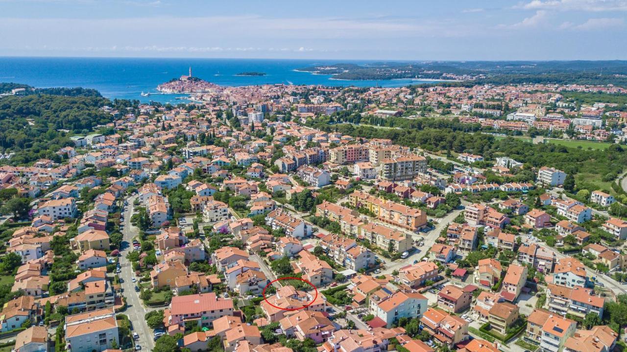 Black & White Apartment Rovinj Luaran gambar