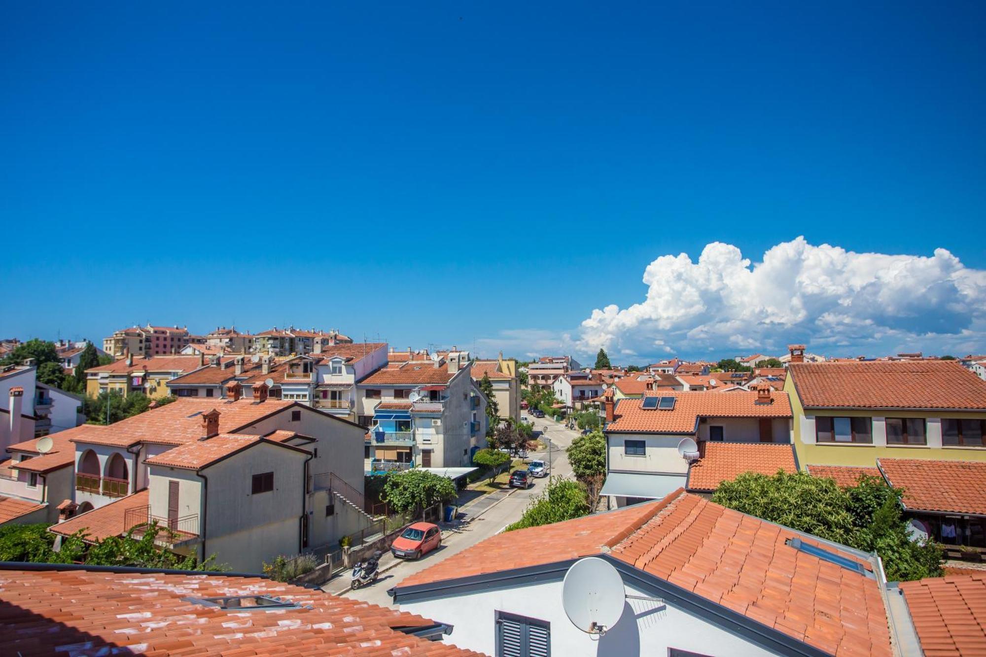 Black & White Apartment Rovinj Luaran gambar